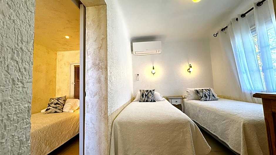 Hotel Les Flots Bleus