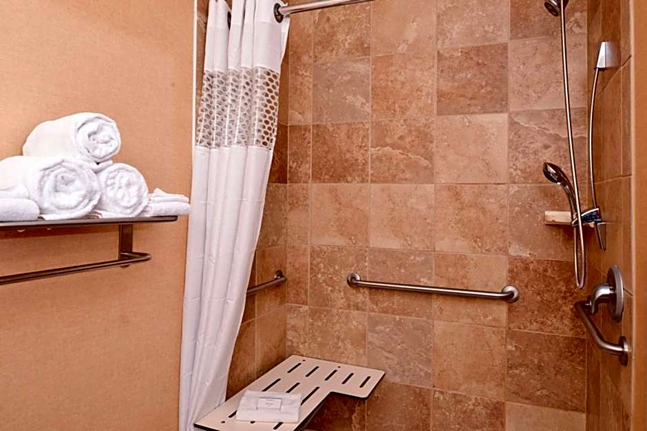 Hampton Inn By Hilton Lincoln