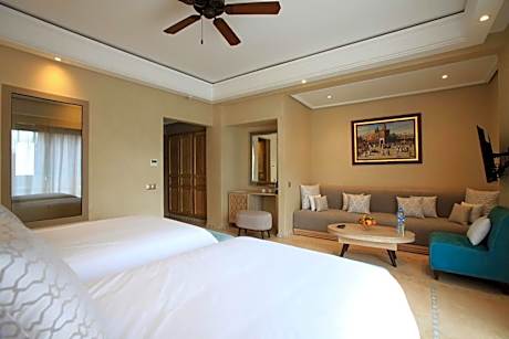 Standard Twin Room with Sofa