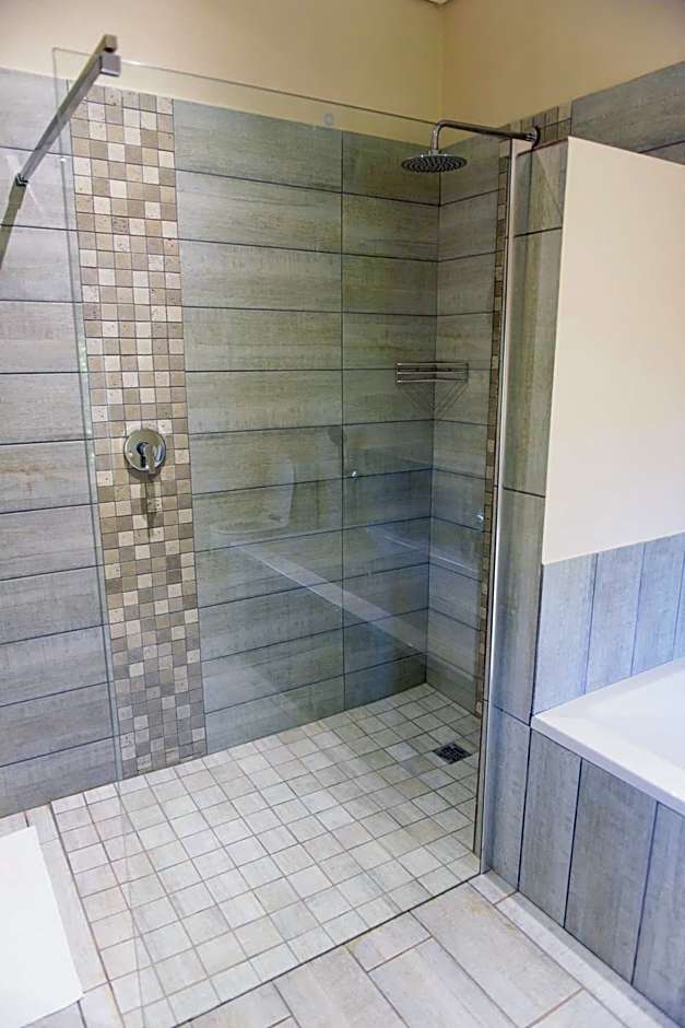 Whalesong Hotel & Spa