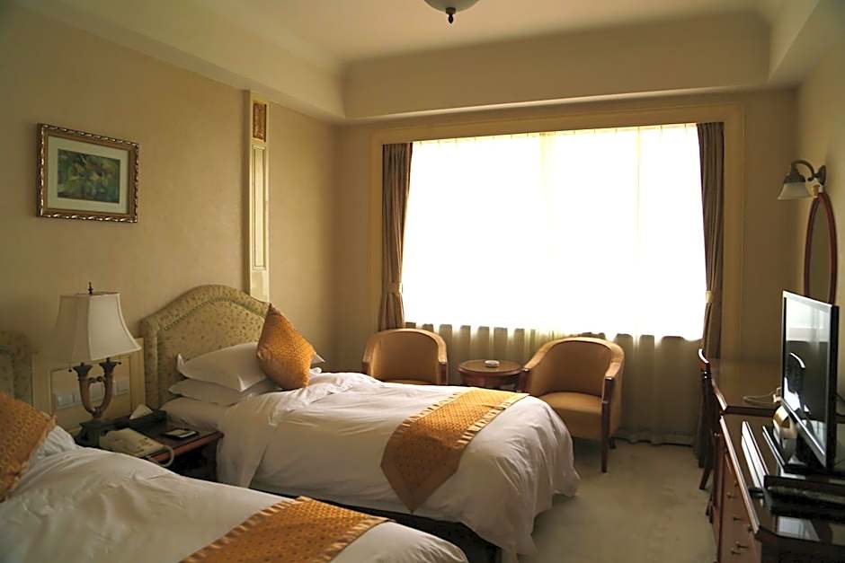 Photo 1 of 5 of Executive, City View