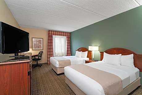 Deluxe Double Room with Two Double Beds - Non-Smoking