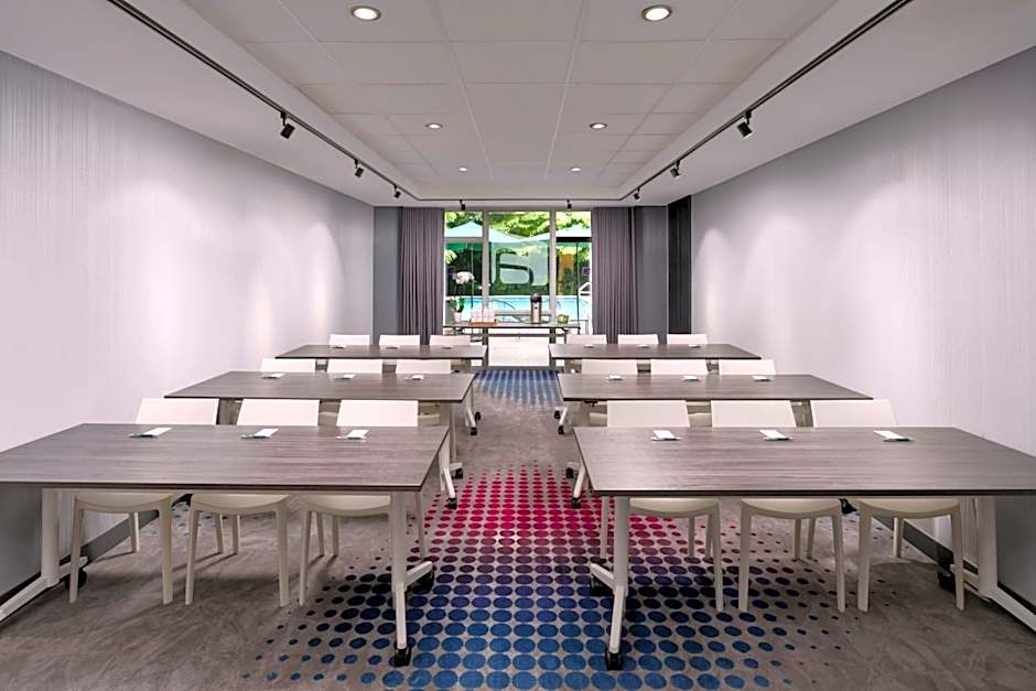 Aloft by Marriott Miami - Brickell