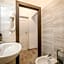 Rialto Suite 707