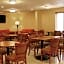 Days Inn & Suites by Wyndham Bloomington/Normal IL