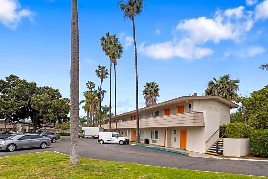 Hotel Palmeras Chula Vista