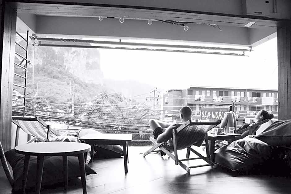 Mini Boxtel Aonang Hostel