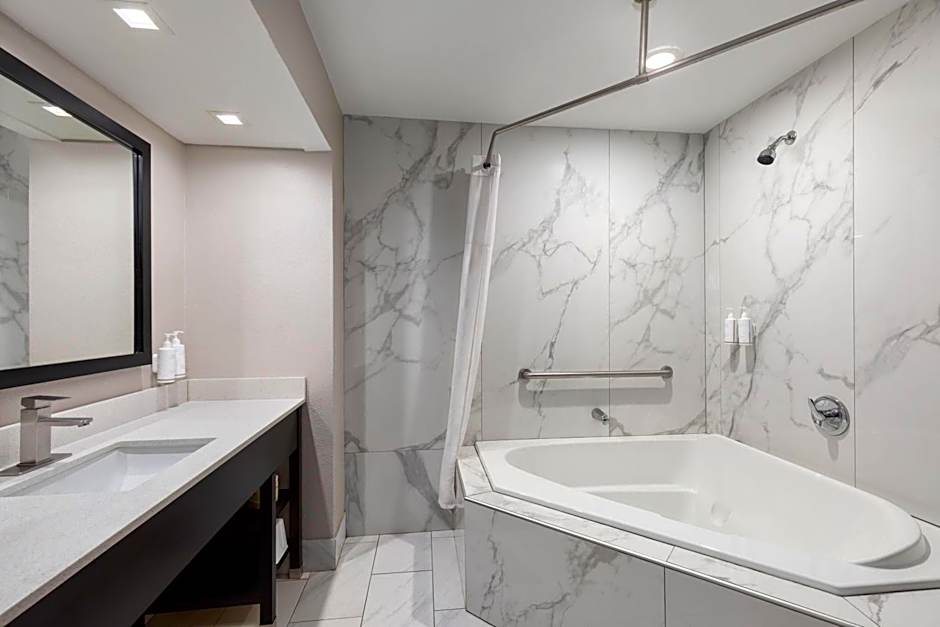 Days Inn by Wyndham Lincoln