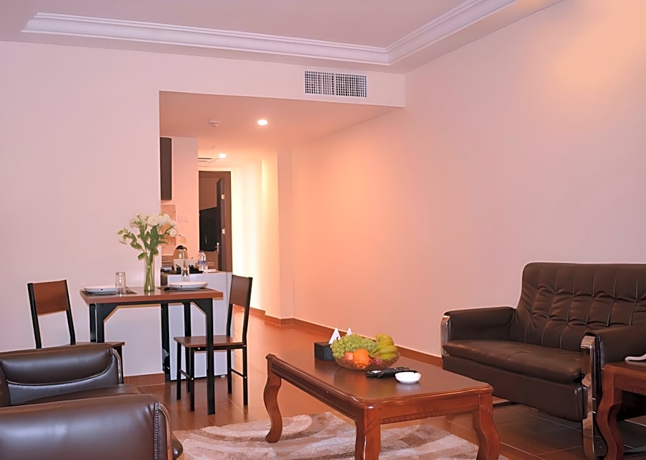 Tilal Almadina Hotel & Suites