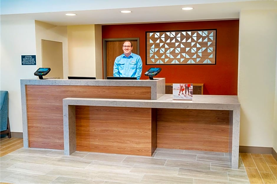 Candlewood Suites - Las Vegas - E Tropicana, an IHG Hotel