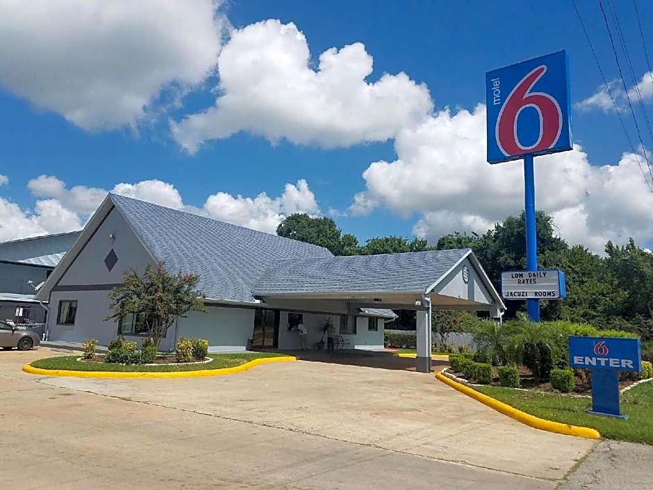 Motel 6-Alvin, TX