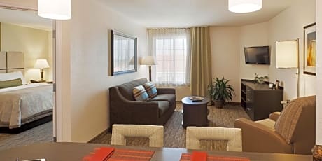 Studio Suite 1 King Hearing Accessible Non-Smoking
