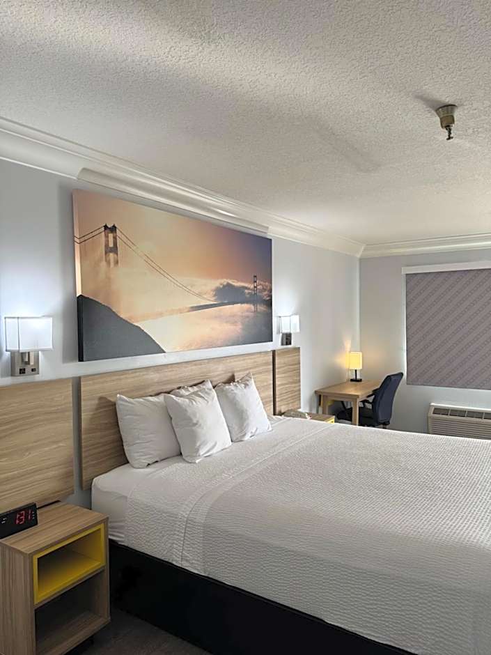 Days Inn by Wyndham Near City Of Hope