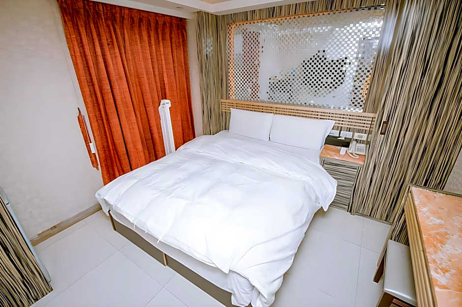 Guide Hotel Taipei Xinyi (HolyPro)