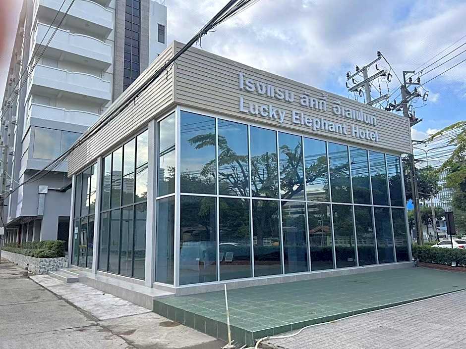 Lucky Elephant Hotel