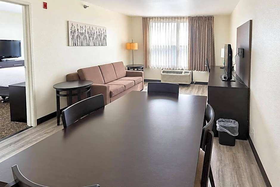 Sleep Inn & Suites near Spirit Mountain