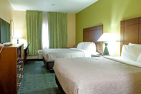 2 Queen Beds, Efficiency, Nonsmoking