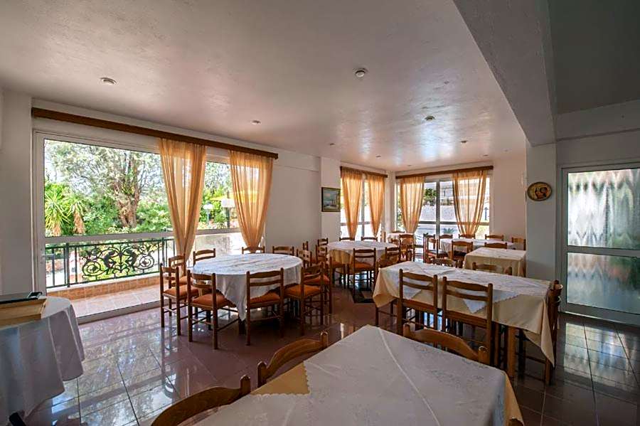 Athina Hotel