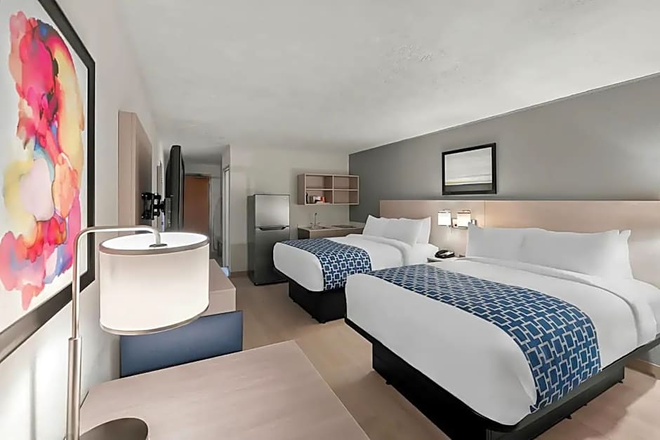 Suburban Studios, Kearney