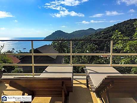 One-Bedroom Apartment with Sea View