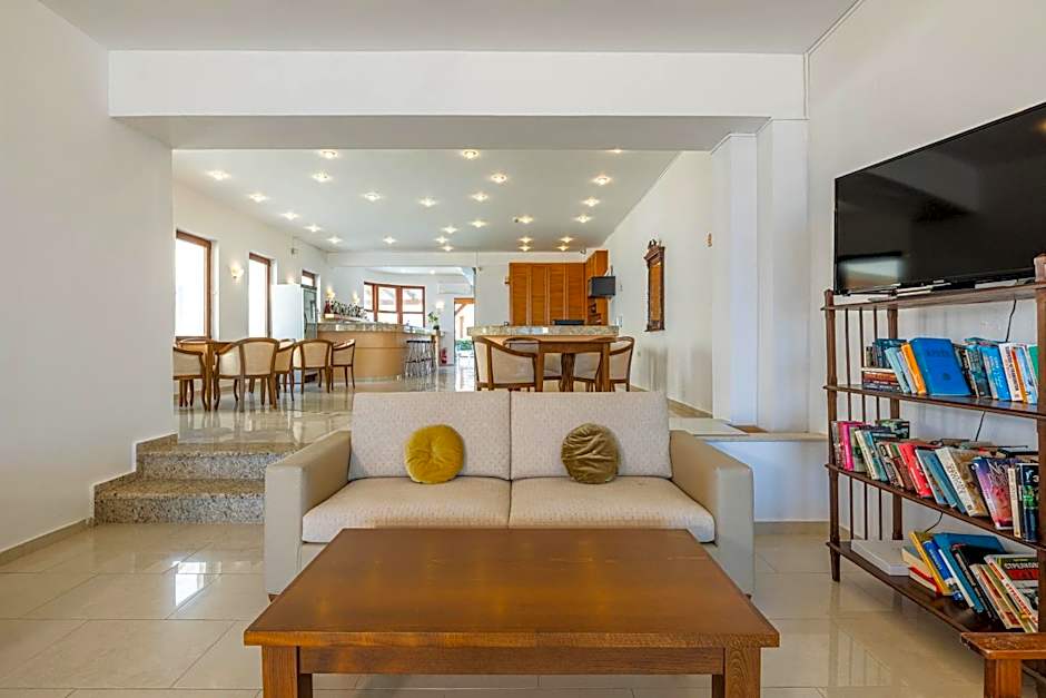 Niros Beachfront Aparthotel