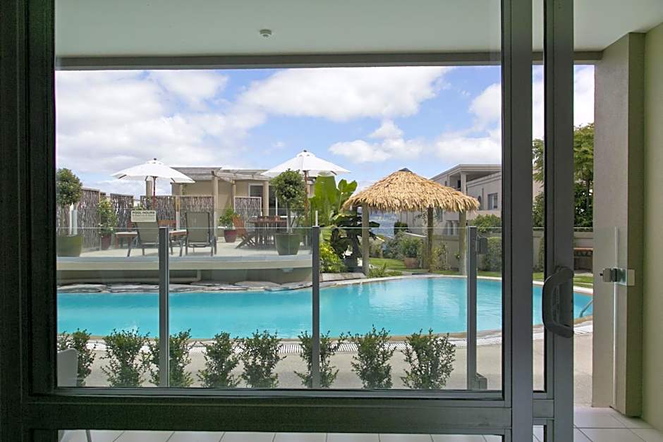 Photo 1 of 1 of Studio, Pool View