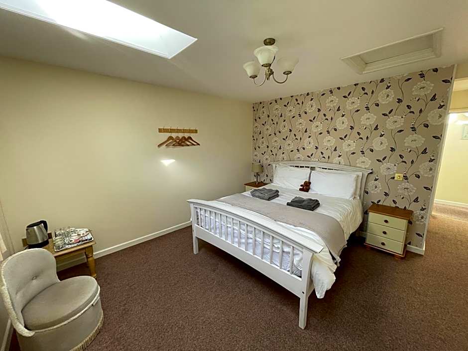 Station House, Dartmoor and Coast located, Village centre Hotel