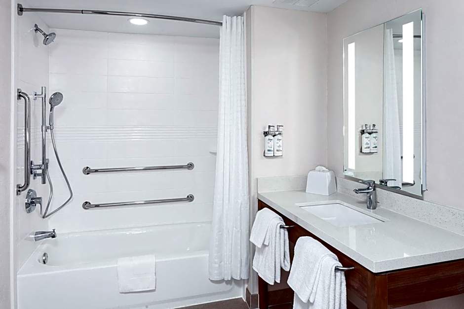 Candlewood Suites Columbus North By IHG