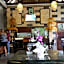 U Tube Hotel and Spa