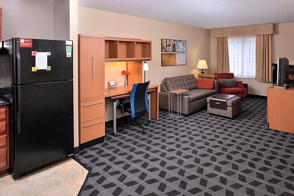TownePlace Suites by Marriott Detroit Warren