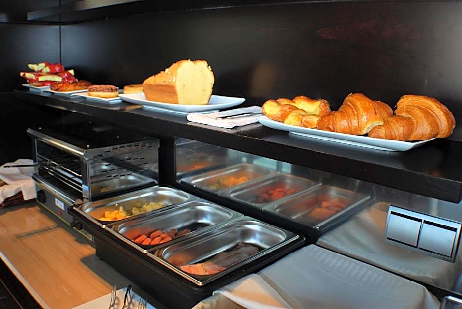 Hotel Mieres del Camino