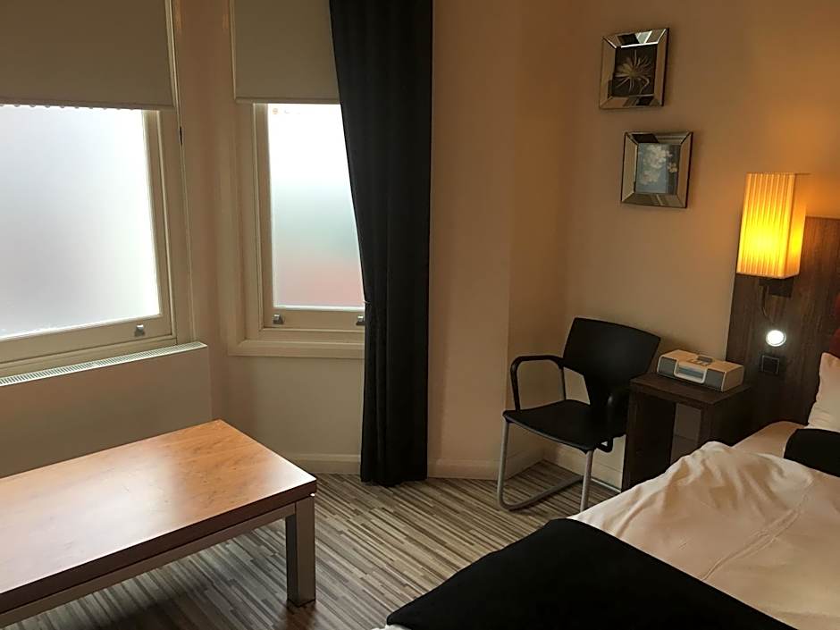 Simply Rooms & Suites