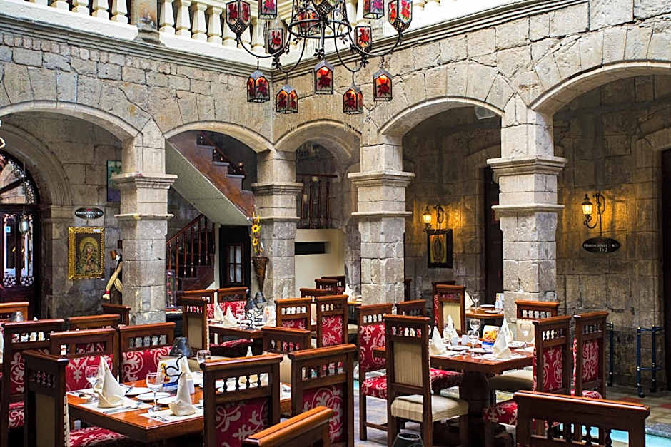 Roka Plaza Hotel Boutique