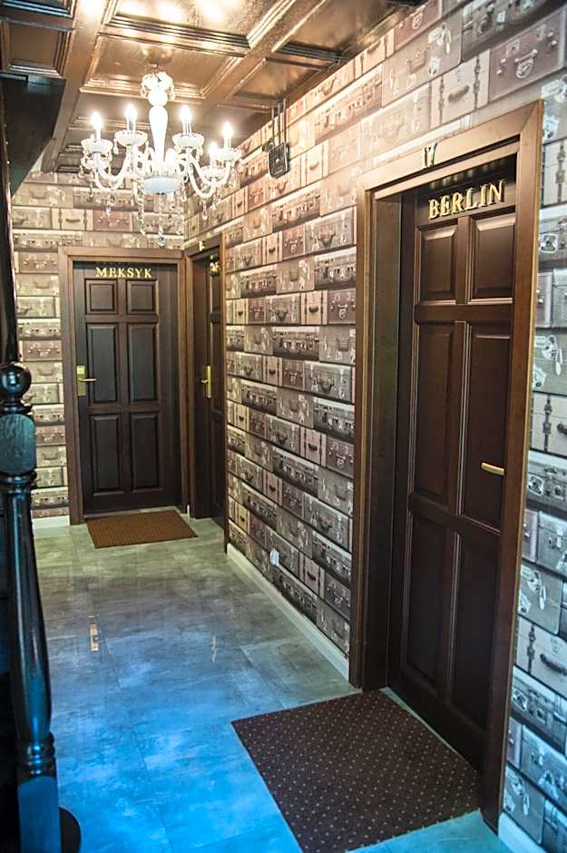World Hostel - Old Town