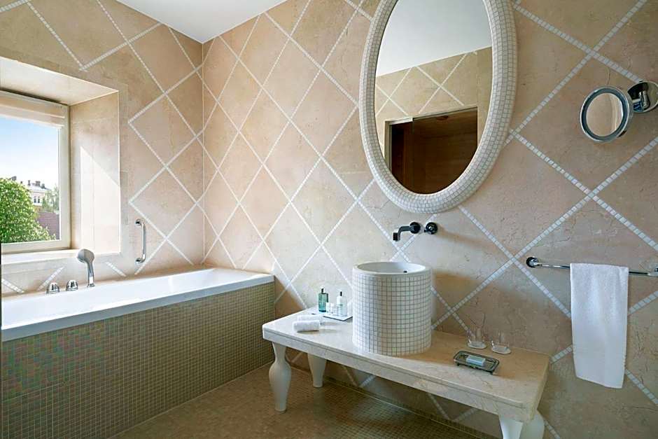 Hotel Telegraaf, Autograph Collection by Marriott