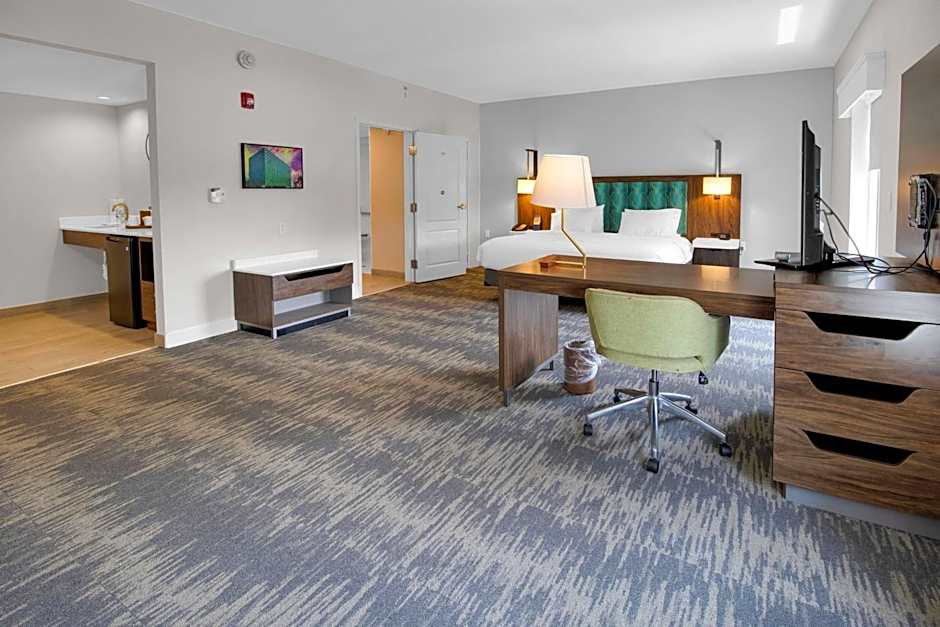 Hampton Inn By Hilton & Suites Sarasota/Bradenton-Airport