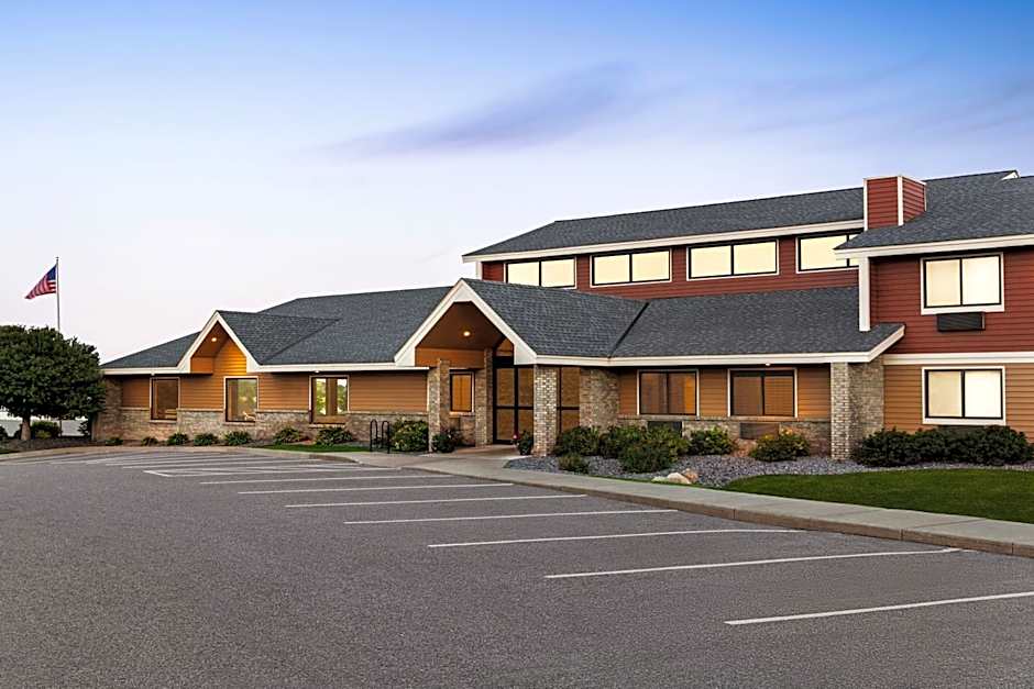 AmericInn by Wyndham Sauk Centre