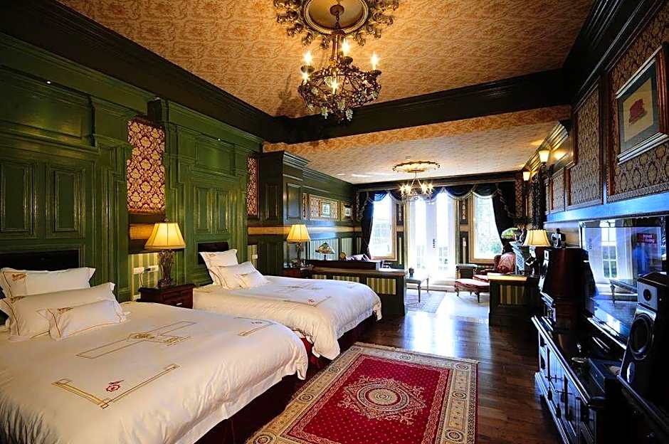 The Old England Hotel