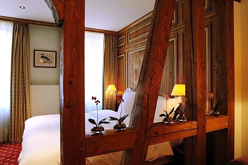 Hôtel de l'Europe by HappyCulture