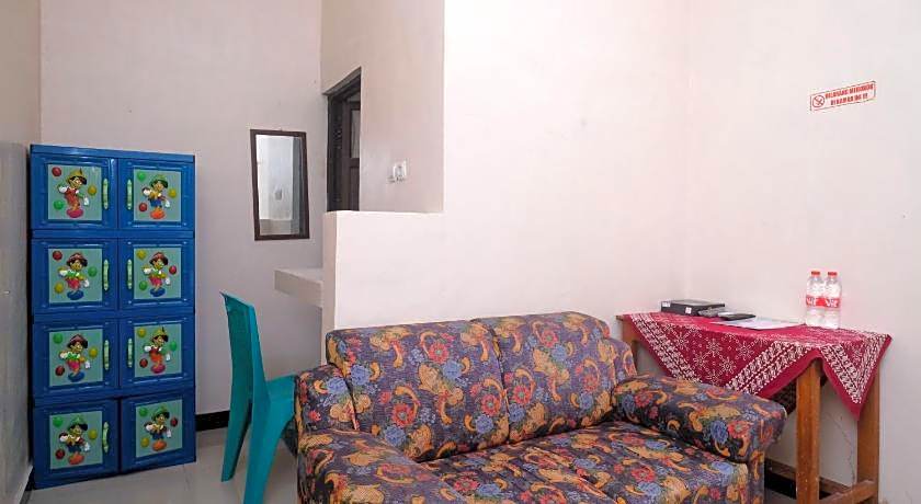 RedDoorz Syariah near Exit Toll Palur