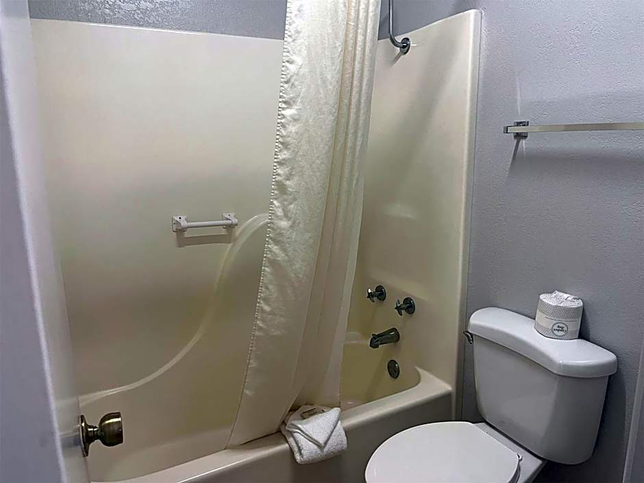 Motel 6 New Boston, TX