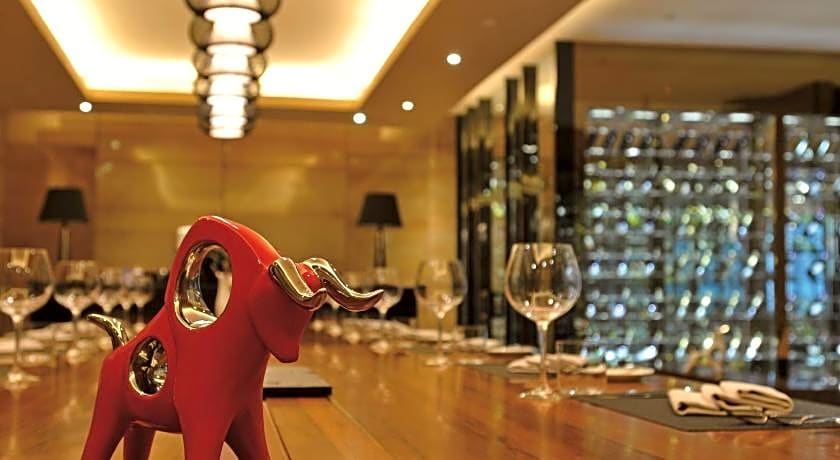 Sofitel Guangzhou Sunrich Hotel