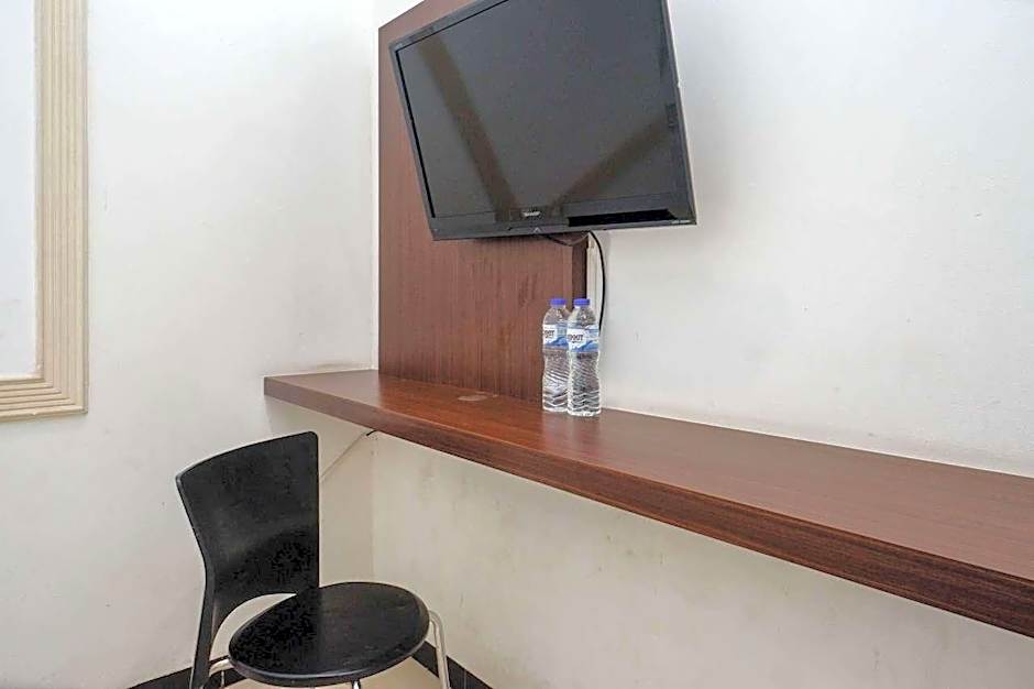 RedDoorz @ Hotel Artama Pandanaran Semarang