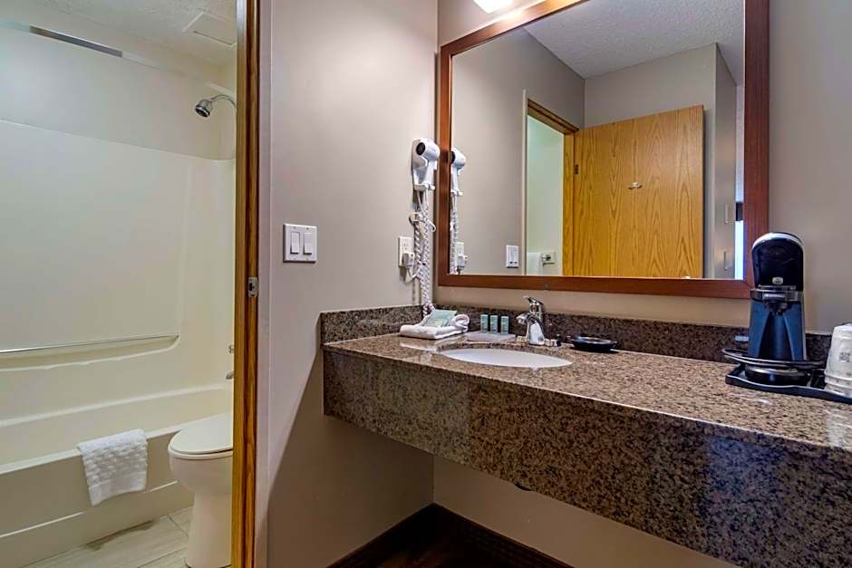 SureStay Plus Hotel By Best Western Salmon Arm