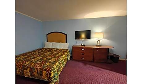 Full Bed Non-Smoking