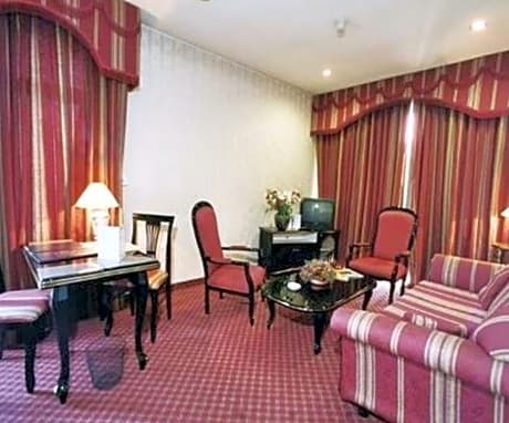 triple deluxe with Balcony