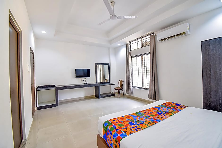 FabHotel The Hotel Orchid – Guwahati, TX