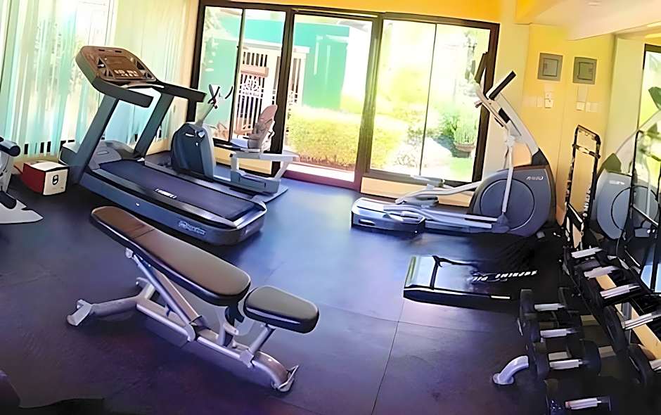 Luisita Central Park Hotel 