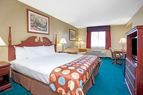 2 Double Beds Non-Smoking