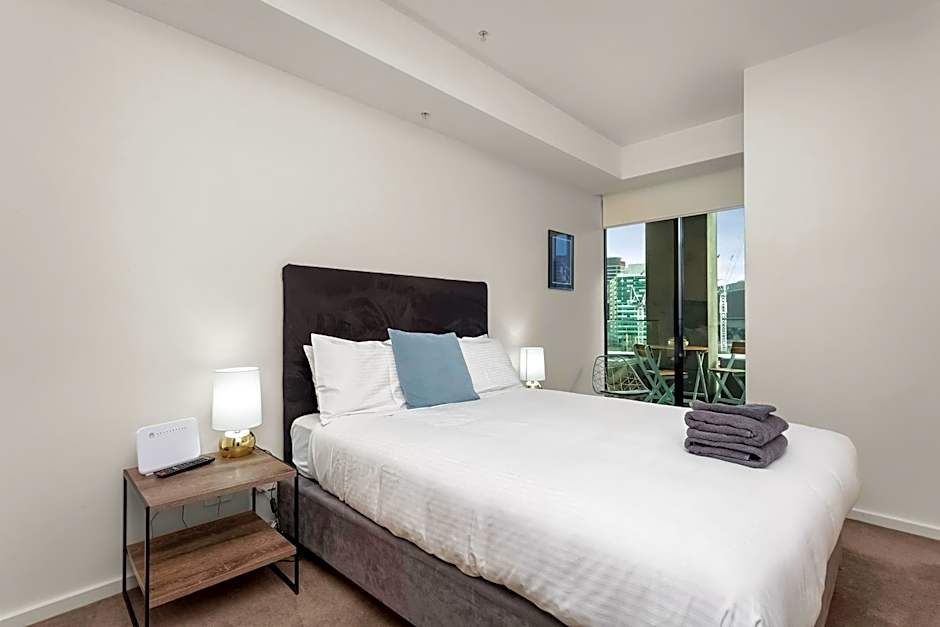 Waterfront Melbourne Apartments